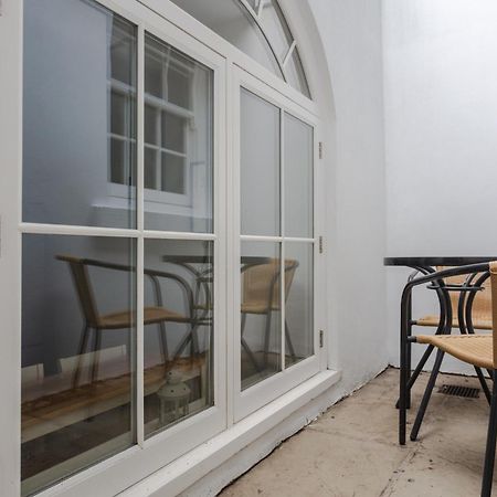 Spacious And Modern Apartment In Pimlico ロンドン エクステリア 写真
